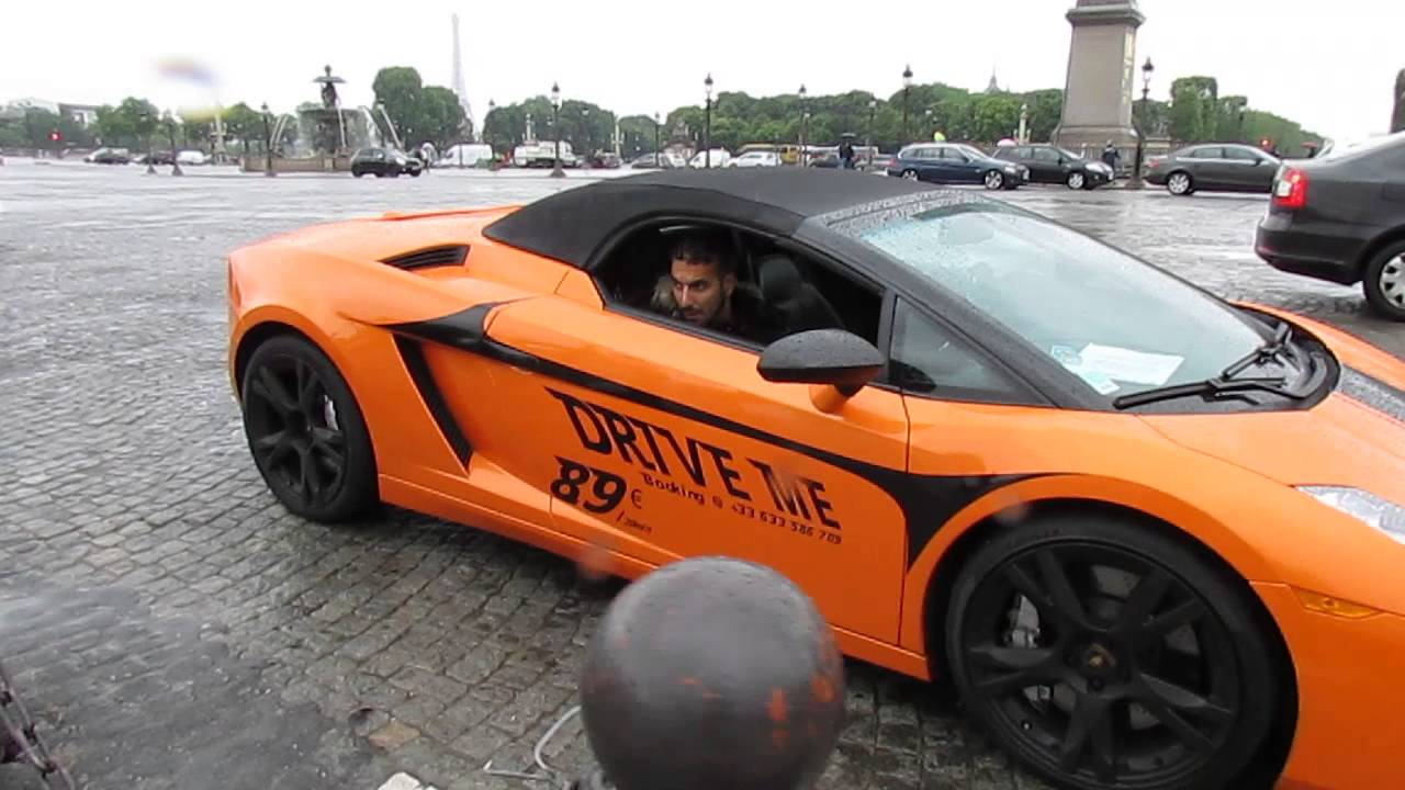 Picture of a Ferrari in the place de la Concorde at Paris.