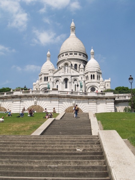 butte montmartre and sacre coeur in Paris