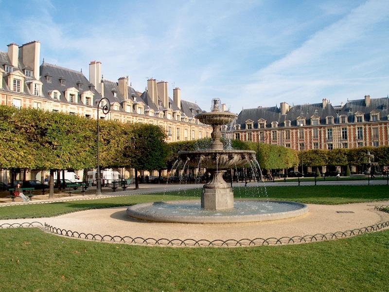 fontaine place des vosges