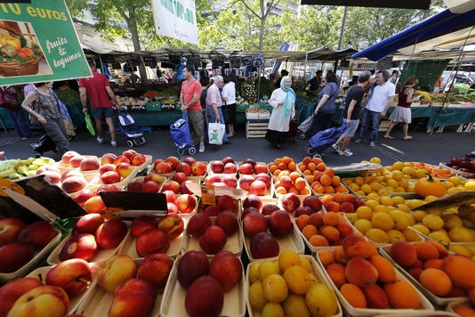 Picture of a market in Paris.