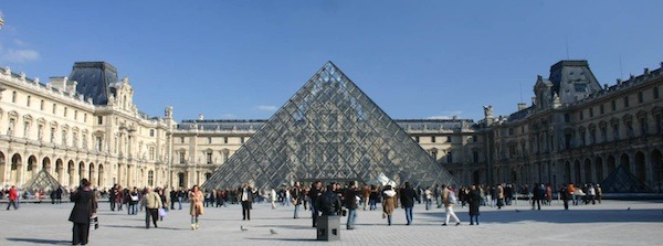 Picture of a nice things to do in Paris for a day.