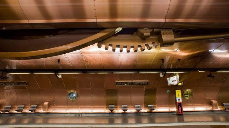 Picture of a metro station in Paris.