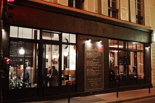 Photo of a great restaurant in Paris.